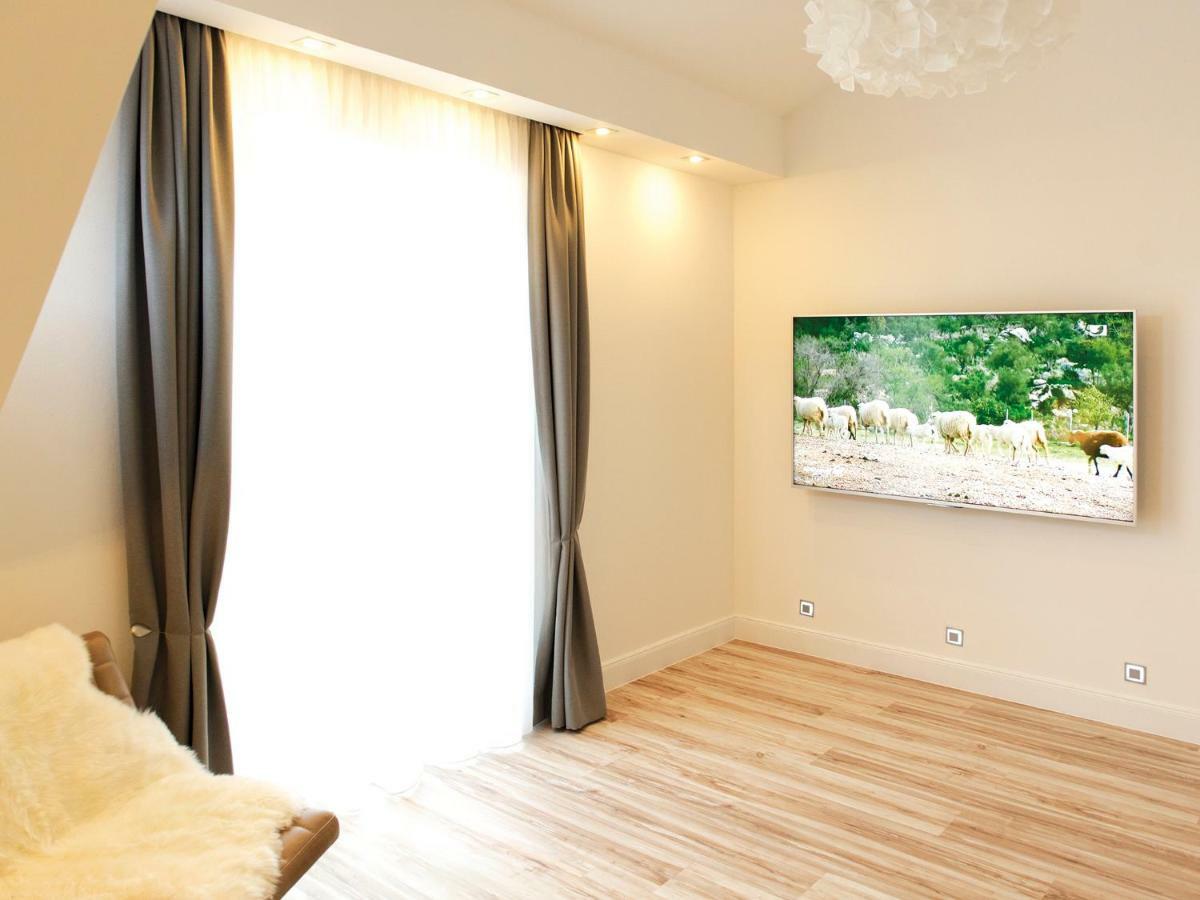 שטראובינג Donau Lodge Boardinghouse מראה חיצוני תמונה