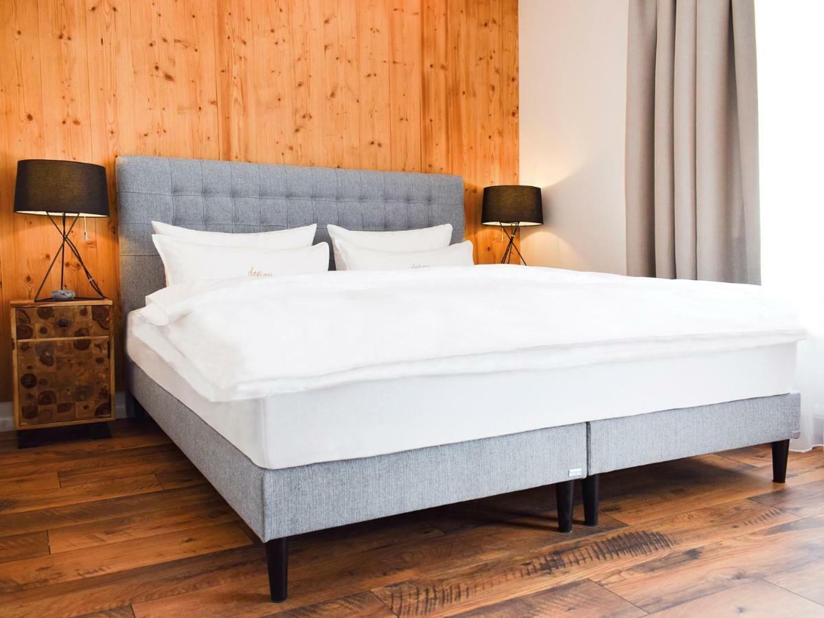 שטראובינג Donau Lodge Boardinghouse מראה חיצוני תמונה